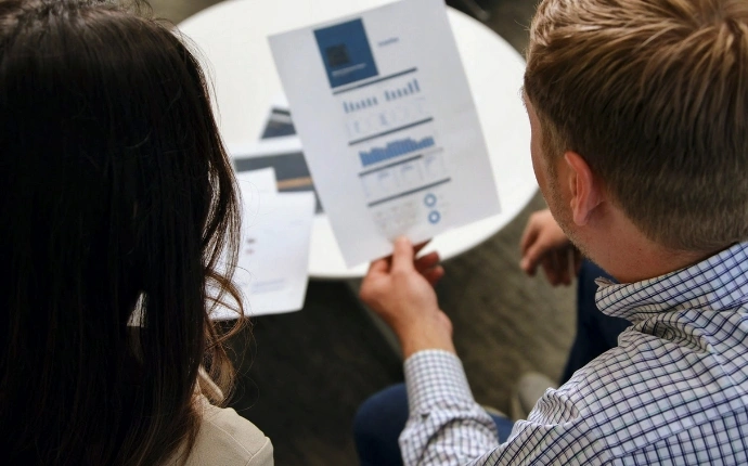 Consulting team reviewing mobile page friction for conversion rate consulting recommendations